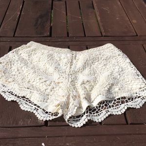Crocheted shorts